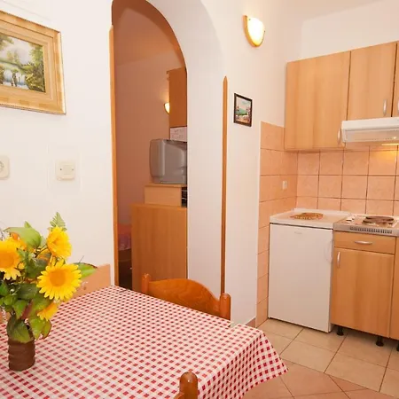 Anica Apartment