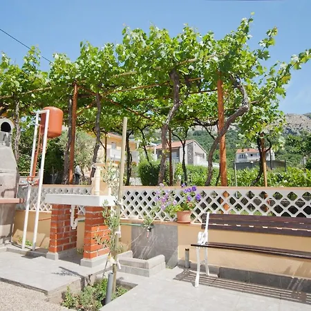 Anica * Baska (Krk)