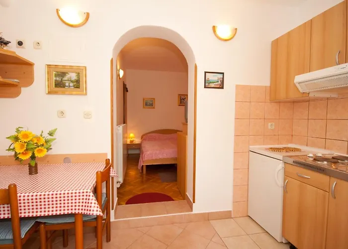 Apartment Anica *