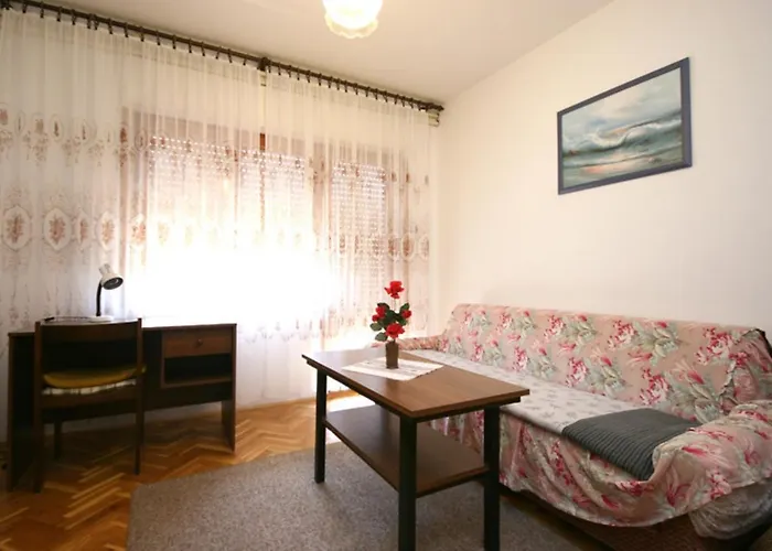 Anica Apartment